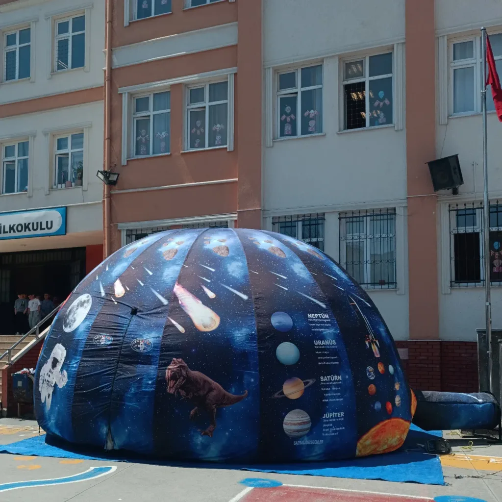 Planetarium Gösterisi