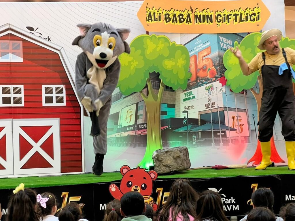 Ali Baba’nın Çiftliği - Tiyatro Drama fotoğraf 2