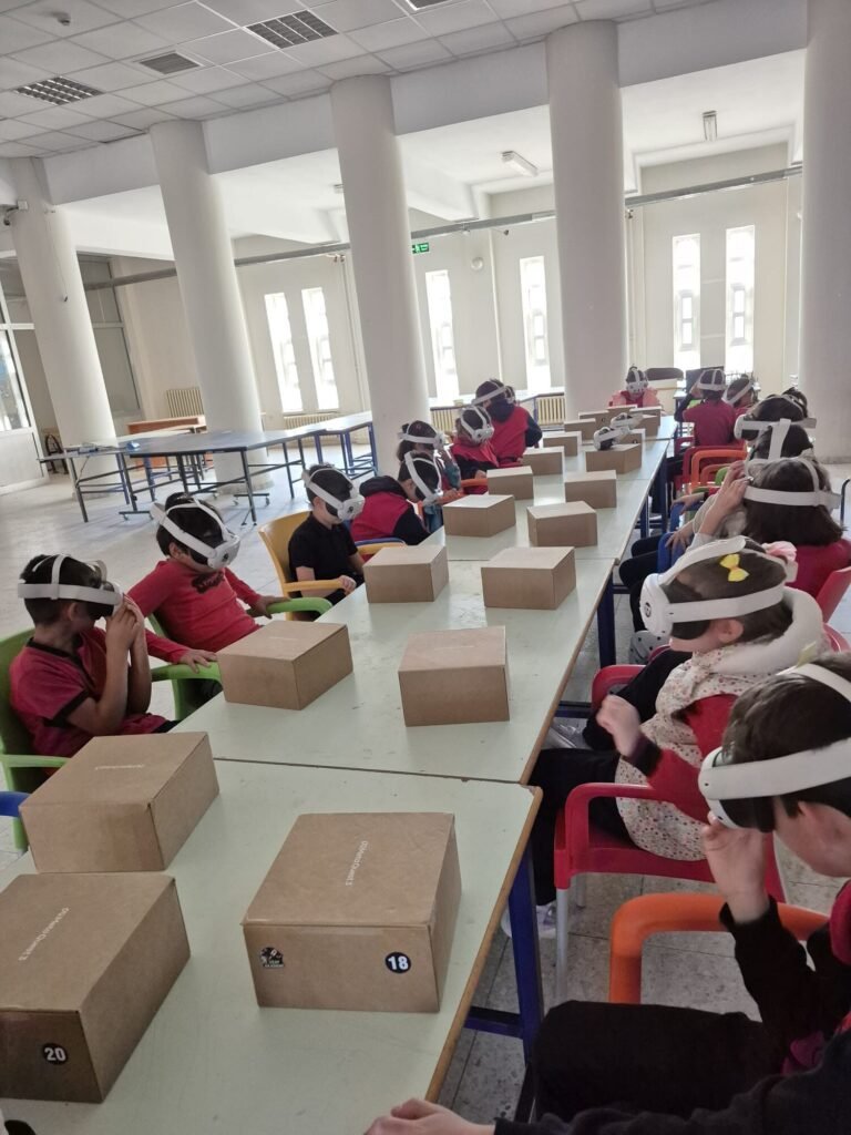 Sanal Gerçeklik (VR) - Uzay Gezegen fotoğraf 5