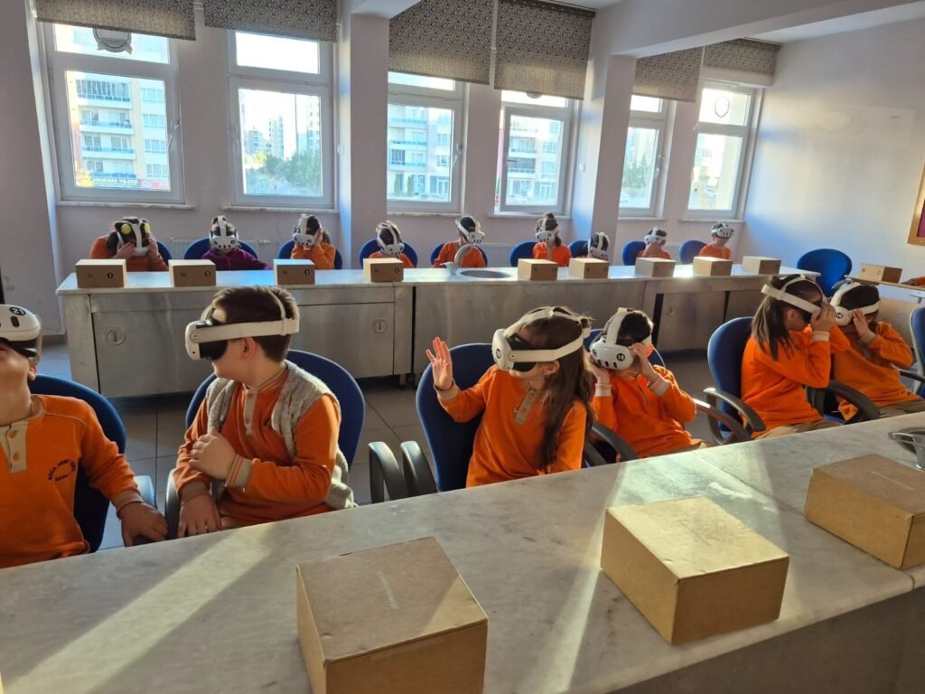Sanal Gerçeklik (VR)